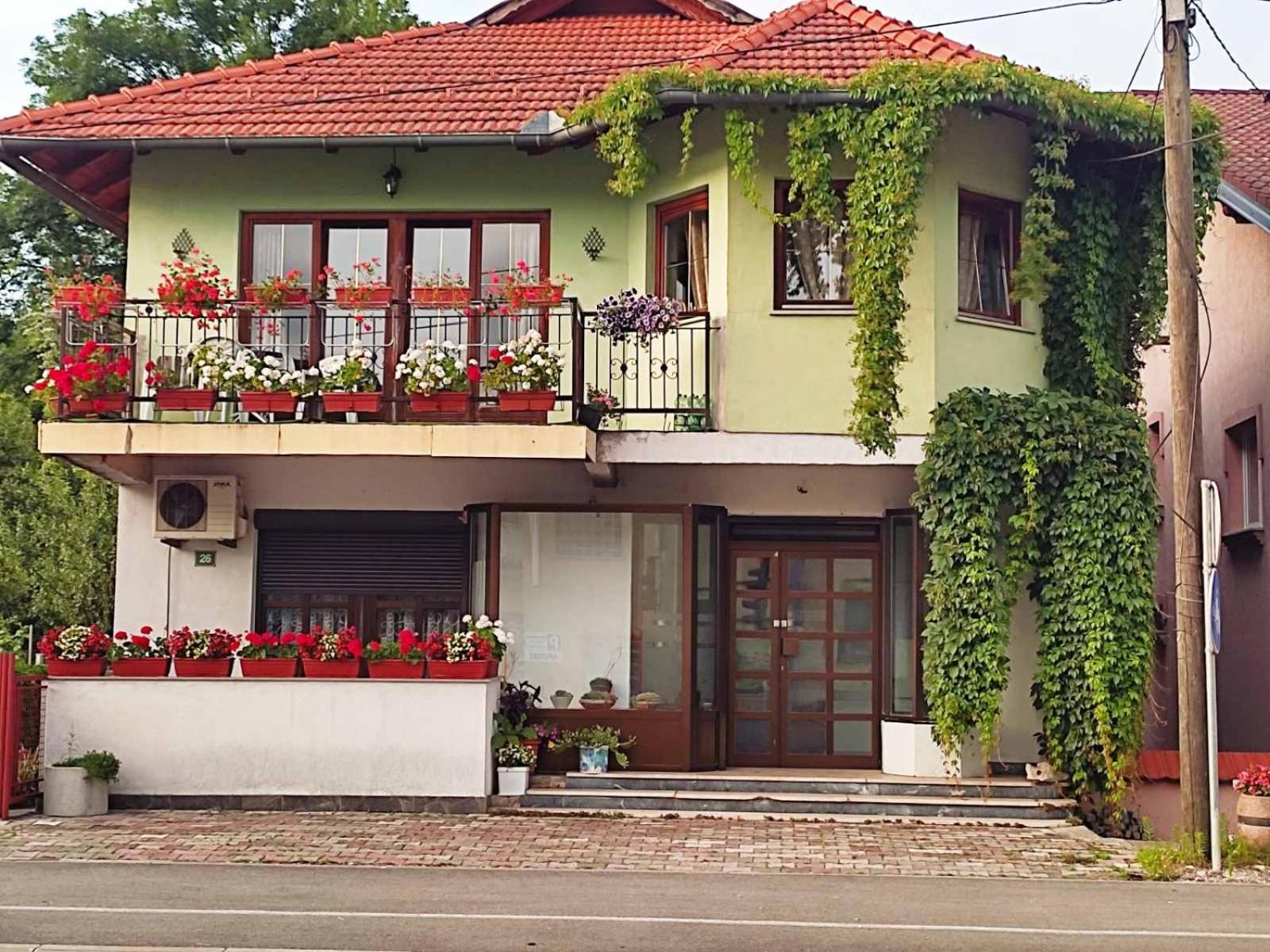 Apartman Hujic Apartment Bihac Ngoại thất bức ảnh